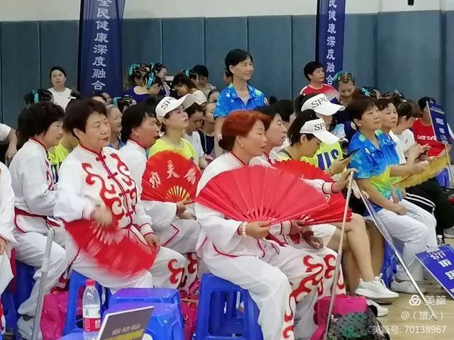 “舞动长安”2021西安高新区全民健身技能大赛今天举行(图2) “舞动长安”2021西安高新区全民健身技能大赛今天举行(图2)
